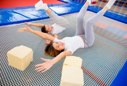 Rectangle-vs.-Round-Trampolines-PIC02