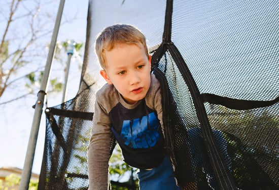 Kako otroke naučiti pravilnega bontona in pravil skakanja na trampolinih - Akrobat