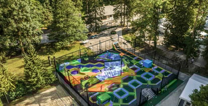 How to open an Outdoor Trampoline park? - AKROBAT