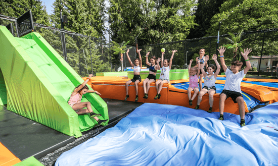 Endless variety and choices of modular Trampoline park design - Akrobat