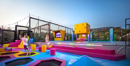 Tips for planning an Outdoor Trampoline park - Akrobat