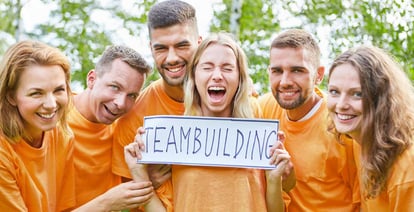 Why to organize team buildings in your trampoline park - Akrobat
