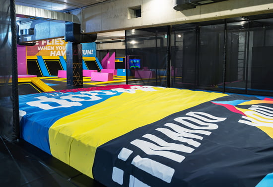Graphic prints – an essential component of a Trampoline park - Akrobat