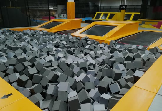 How-to-Maintain-and-clean-your-Trampoline-park-PIC03